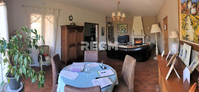 Maison - 400 m² - 8 pièces