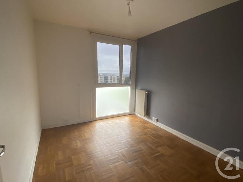Appartement - 99 m² - 5 pièces