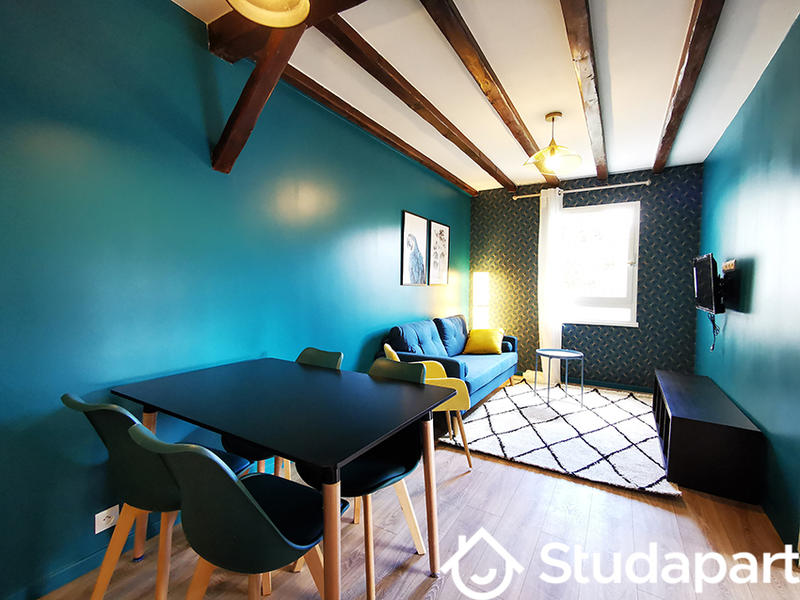 Chambre - 10 m² - 1 pièce