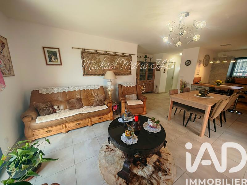 Maison - 74 m² - 3 pièces