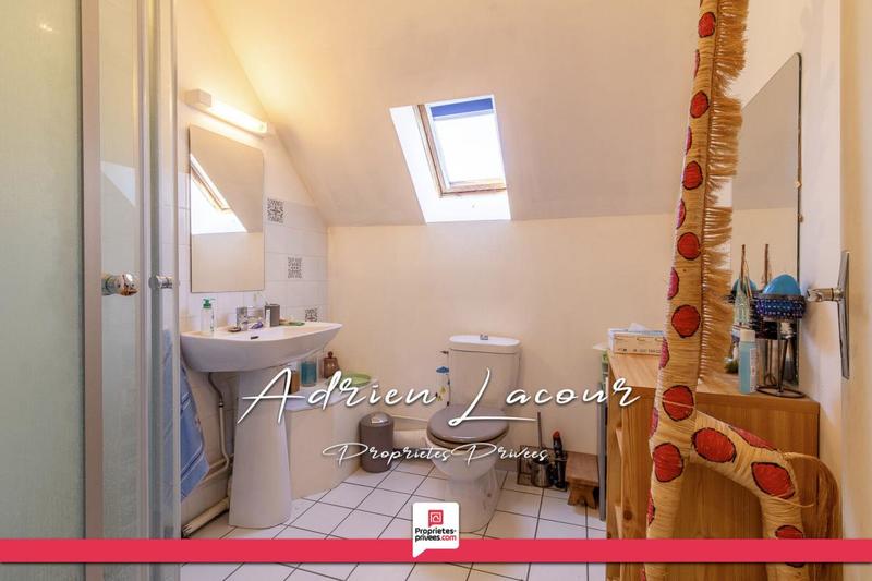 Maison - 97 m² - 7 pièces