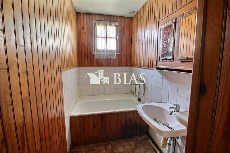 Maison - 88 m² - 5 pièces