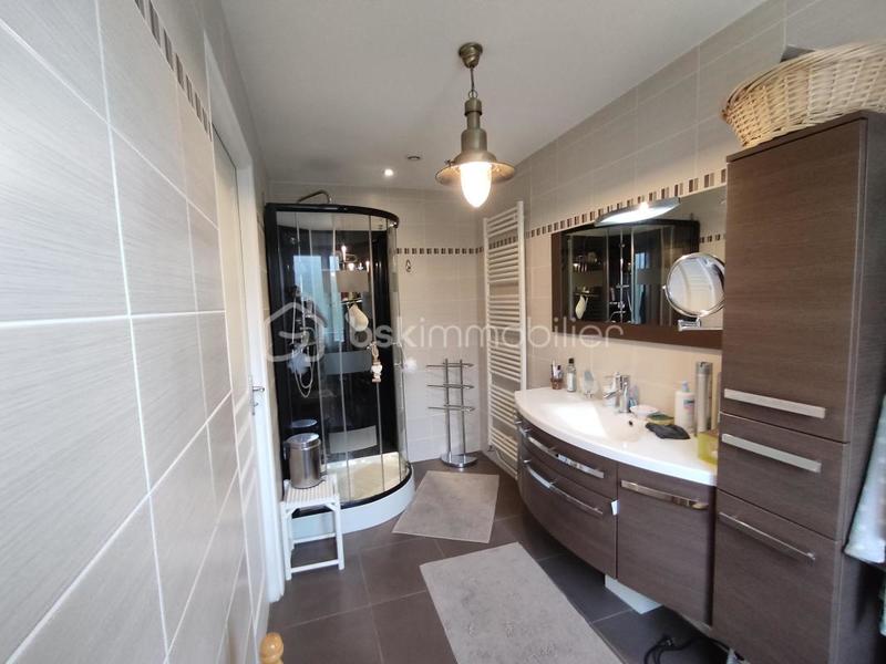 Propriété - 155 m² - 7 pièces