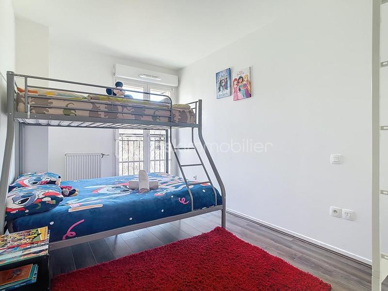 Appartement - 79 m² - 4 pièces