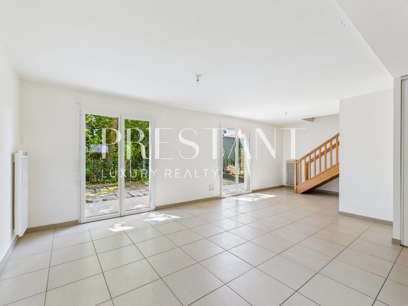 Maison - 92 m² - 4 pièces