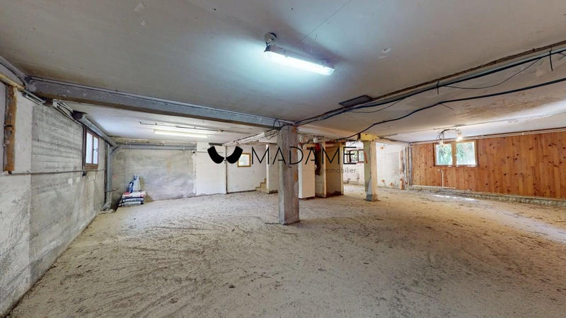 Maison - 123 m² - 5 pièces