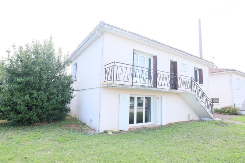 Maison - 99 m² - 6 pièces