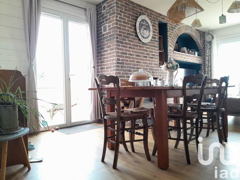 Maison - 232 m² - 8 pièces