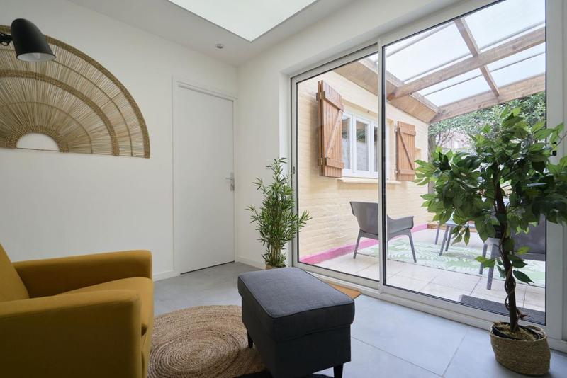 Maison - 153 m² - 8 pièces