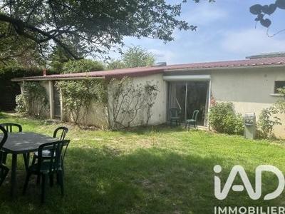 Maison - 200 m² - 5 pièces