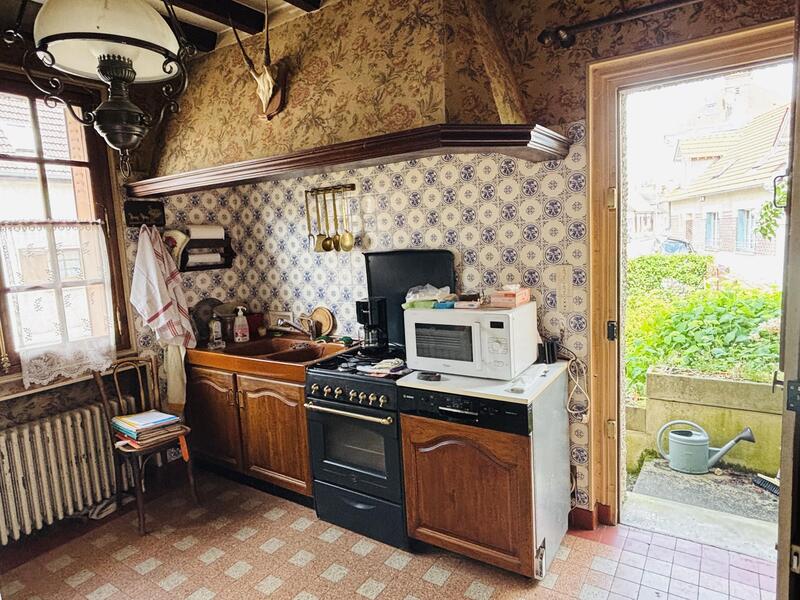 Maison - 92 m² - 5 pièces