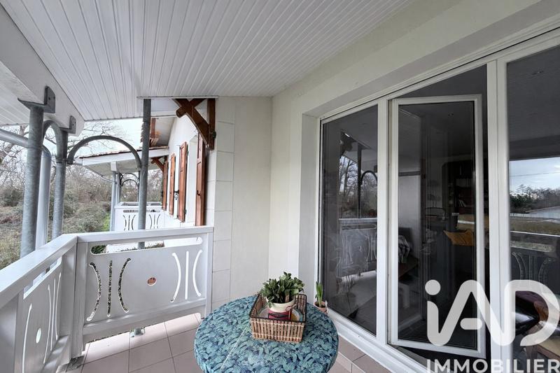 Appartement - 110 m² - 3 pièces