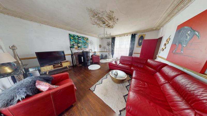 Maison - 198 m² - 6 pièces