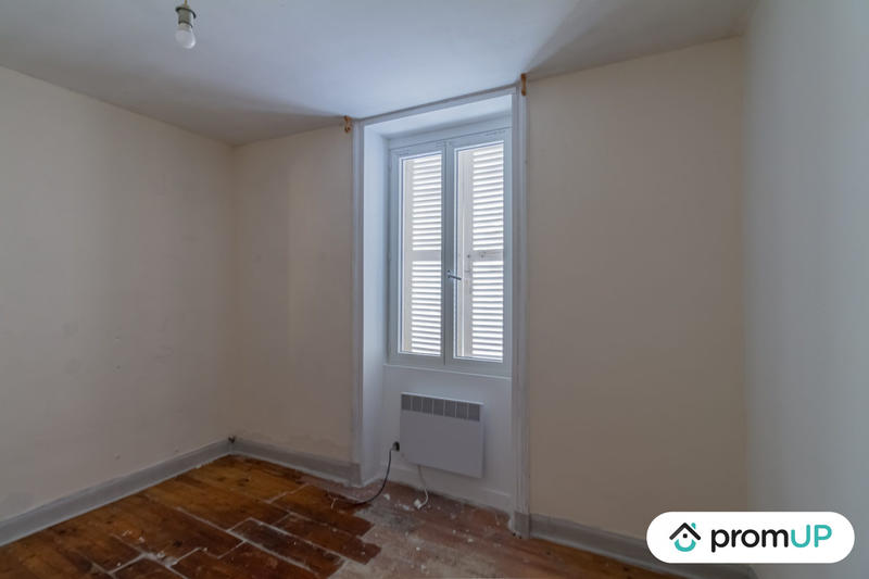 Maison - 95 m² - 6 pièces