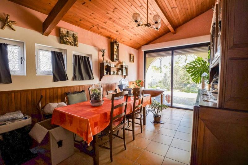 Maison - 91 m² - 4 pièces