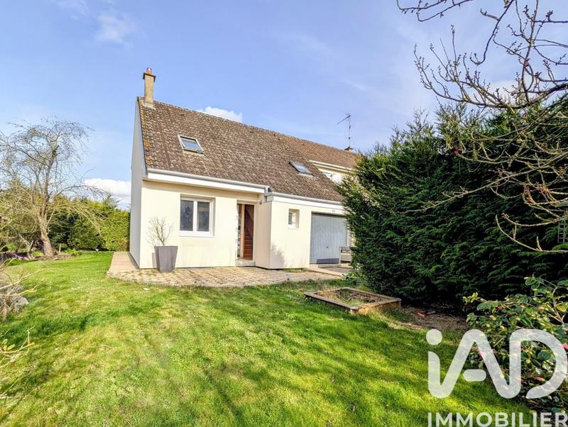 Maison - 90 m² - 5 pièces