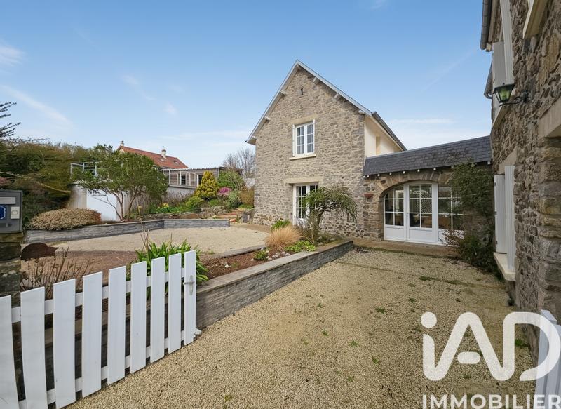 Maison - 147 m² - 7 pièces