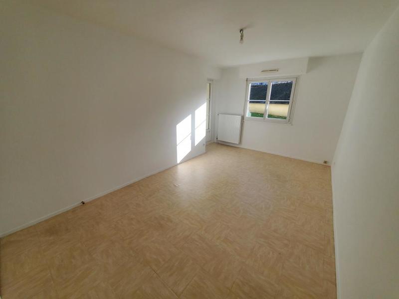 Appartement ancien - 86 m² - 4 pièces