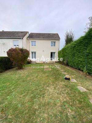 Pavillon - 90 m² - 5 pièces