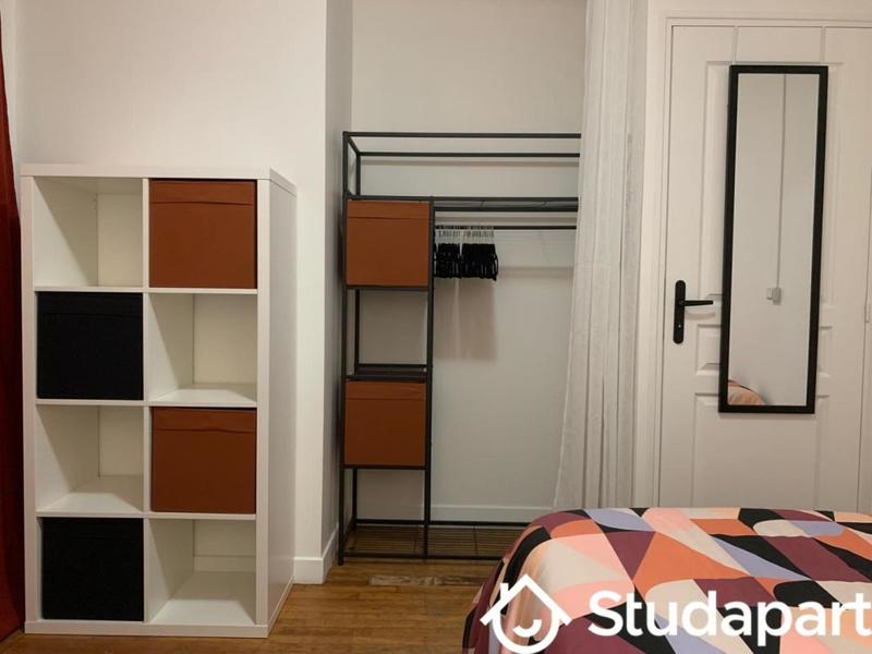Chambre - 15 m² - 1 pièce