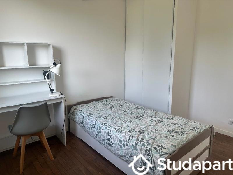 Chambre - 9 m² - 1 pièce