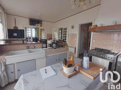 Maison - 241 m² - 8 pièces