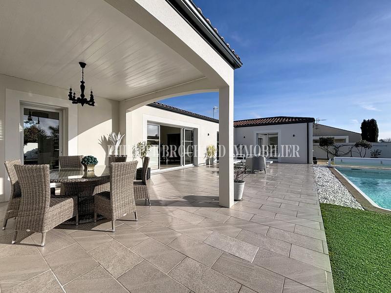 Maison contemporaine - 148 m² - 7 pièces