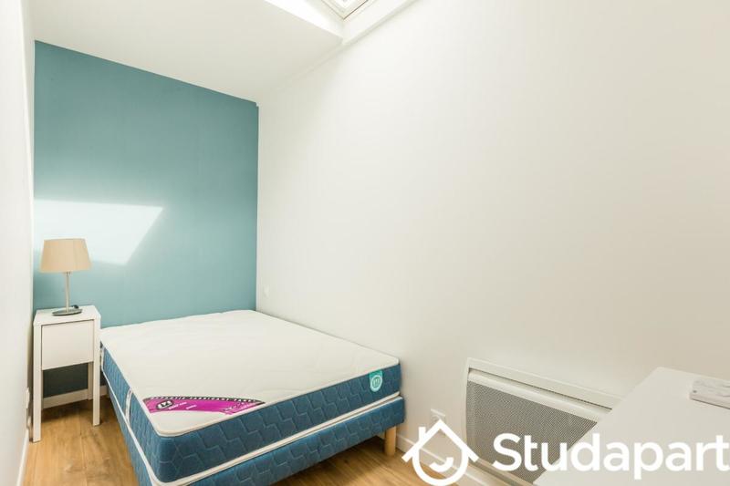 Chambre - 11 m² - 1 pièce