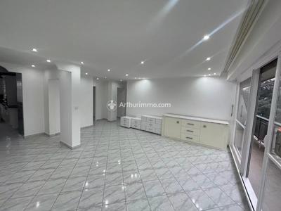 Appartement - 77 m² - 4 pièces