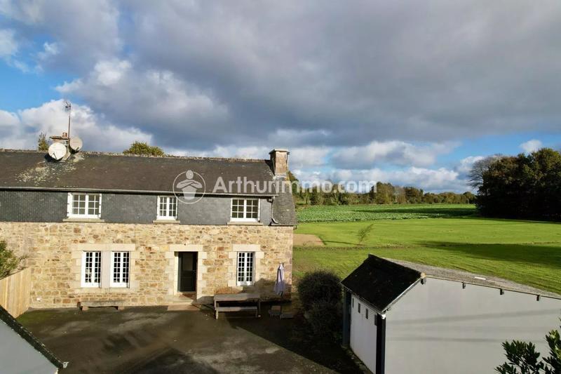 Maison - 90 m² - 4 pièces