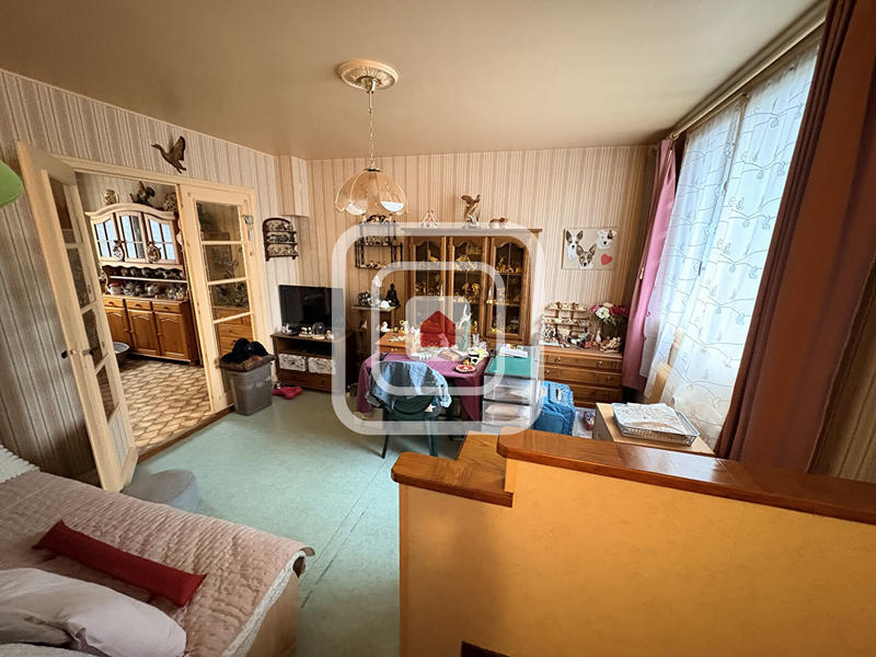 Maison - 84 m² - 6 pièces