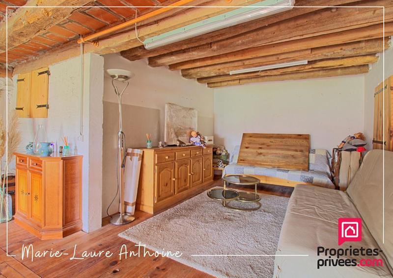 Maison - 240 m² - 7 pièces