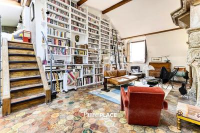 Loft - 70 m² - 3 pièces