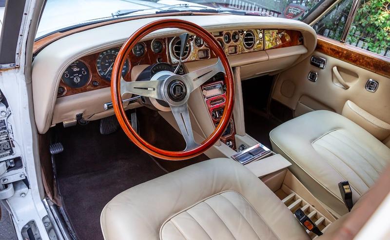 Rolls-Royce Silver Shadow V8