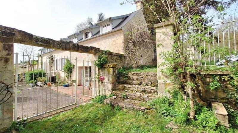 Maison - 160 m² - 5 pièces