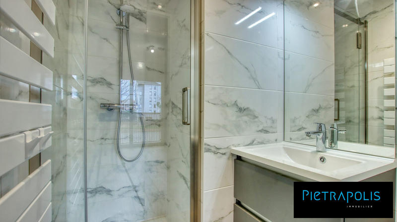 Appartement - 89 m² - 4 pièces