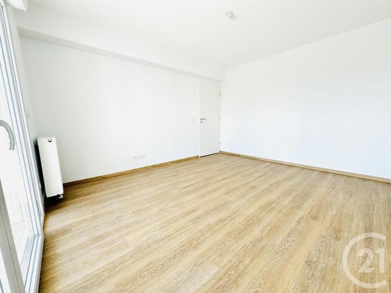 Appartement - 96 m² - 4 pièces