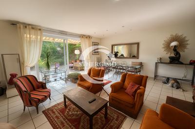 Maison - 128 m² - 4 pièces