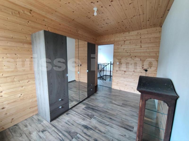 Maison - 143 m² - 7 pièces