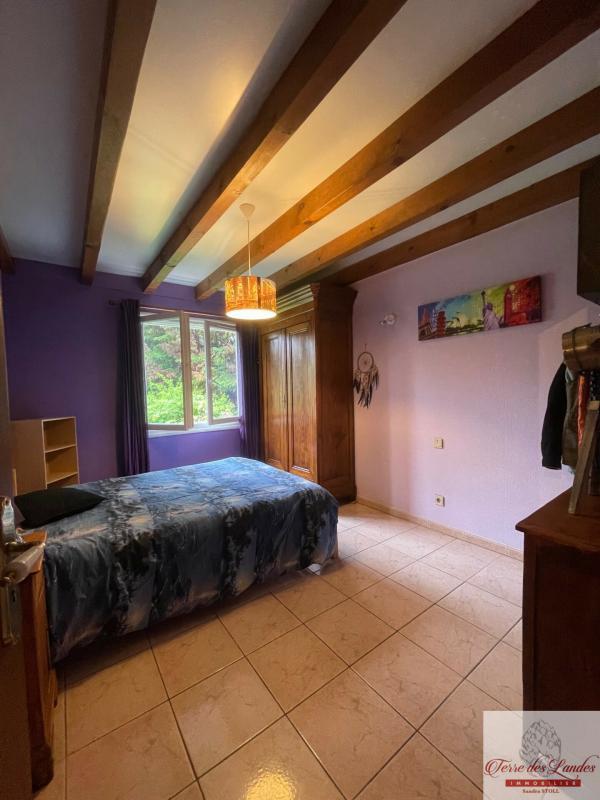 Maison - 180 m² - 8 pièces