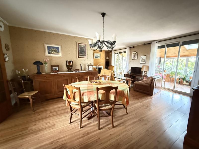 Maison - 150 m² - 7 pièces