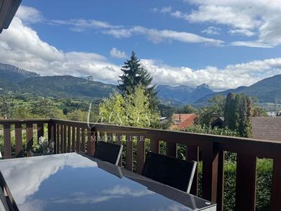 Appartement - 90 m² - 4 pièces