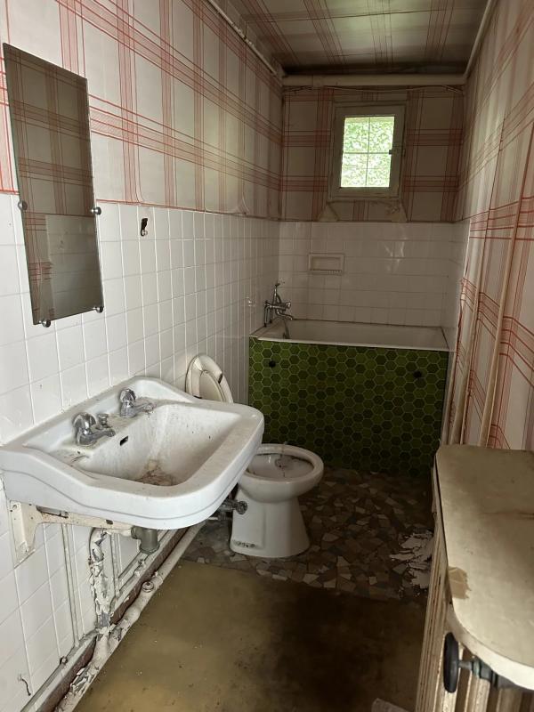 Propriété - 385 m² - 10 pièces