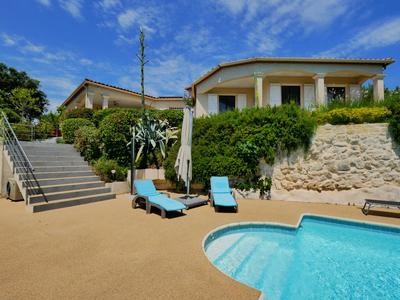 Maison - 194 m² - 5 pièces