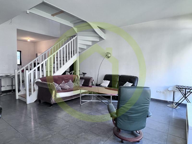 Maison - 165 m² - 8 pièces