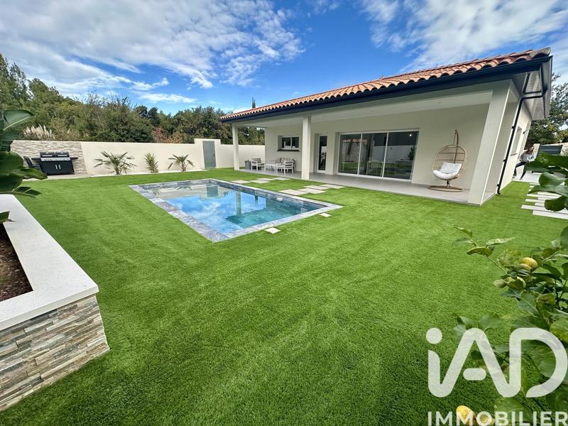 Maison - 163 m² - 6 pièces