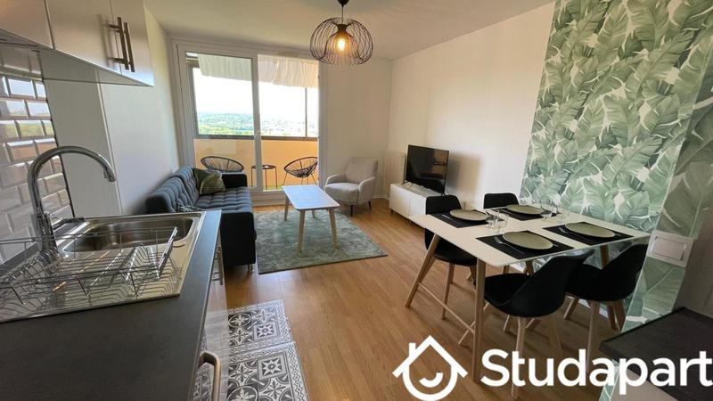 Chambre - 14 m² - 1 pièce