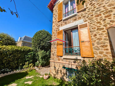 Maison - 56 m² - 4 pièces