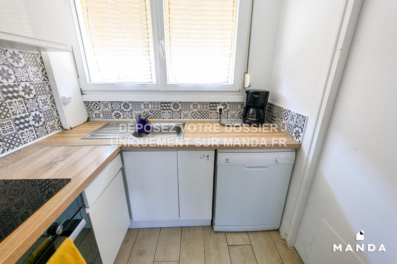 Chambre - 10 m² - 4 pièces