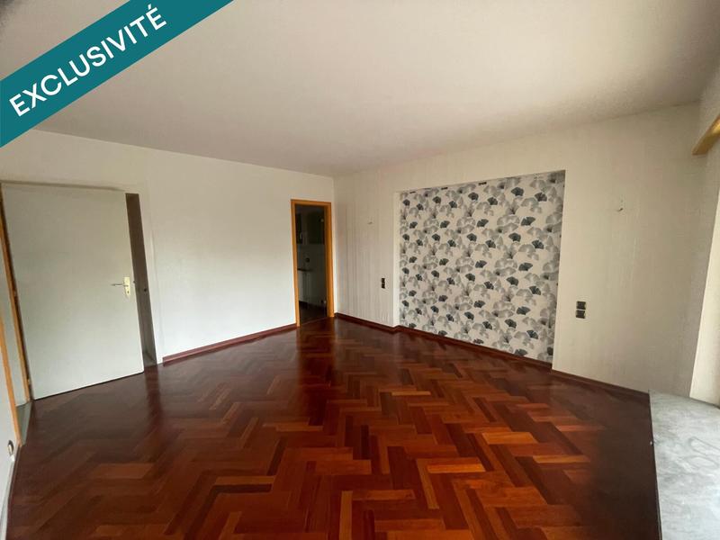 Maison - 210 m² - 8 pièces